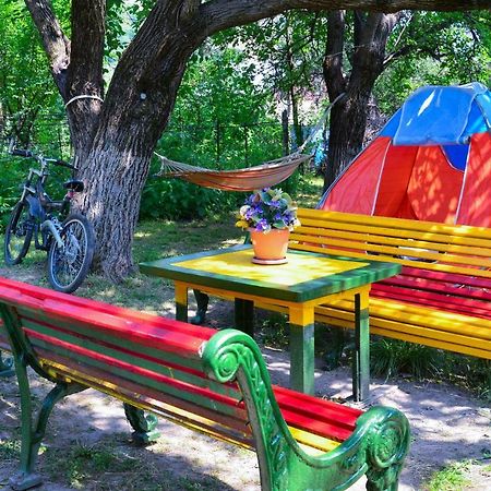Camp'In Goris Hotel ภายนอก รูปภาพ